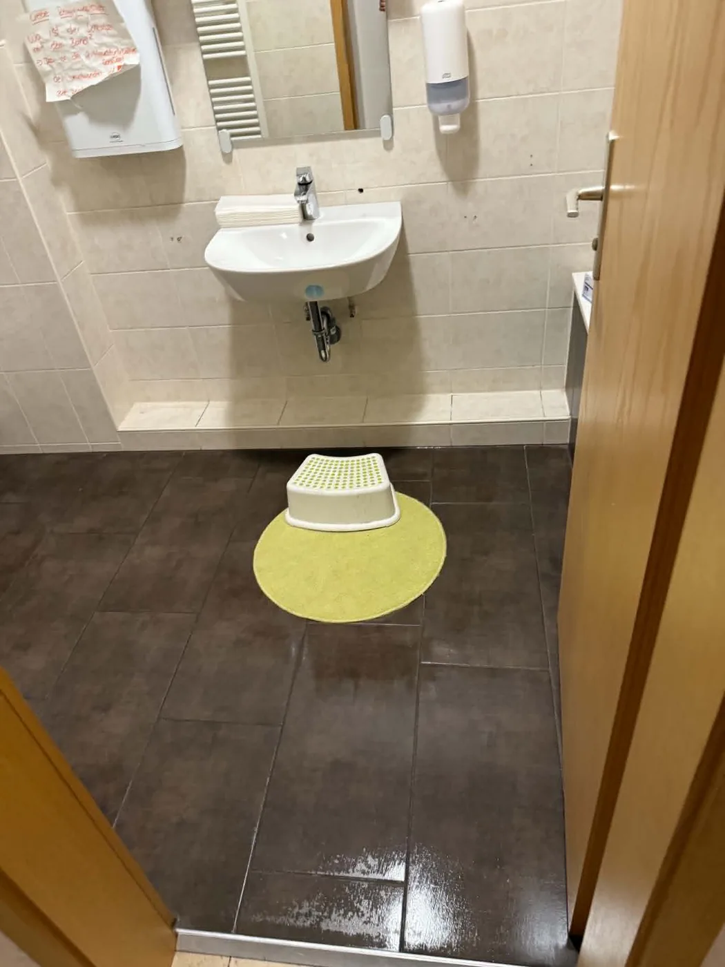 Gründlich gereinigtes Badezimmer